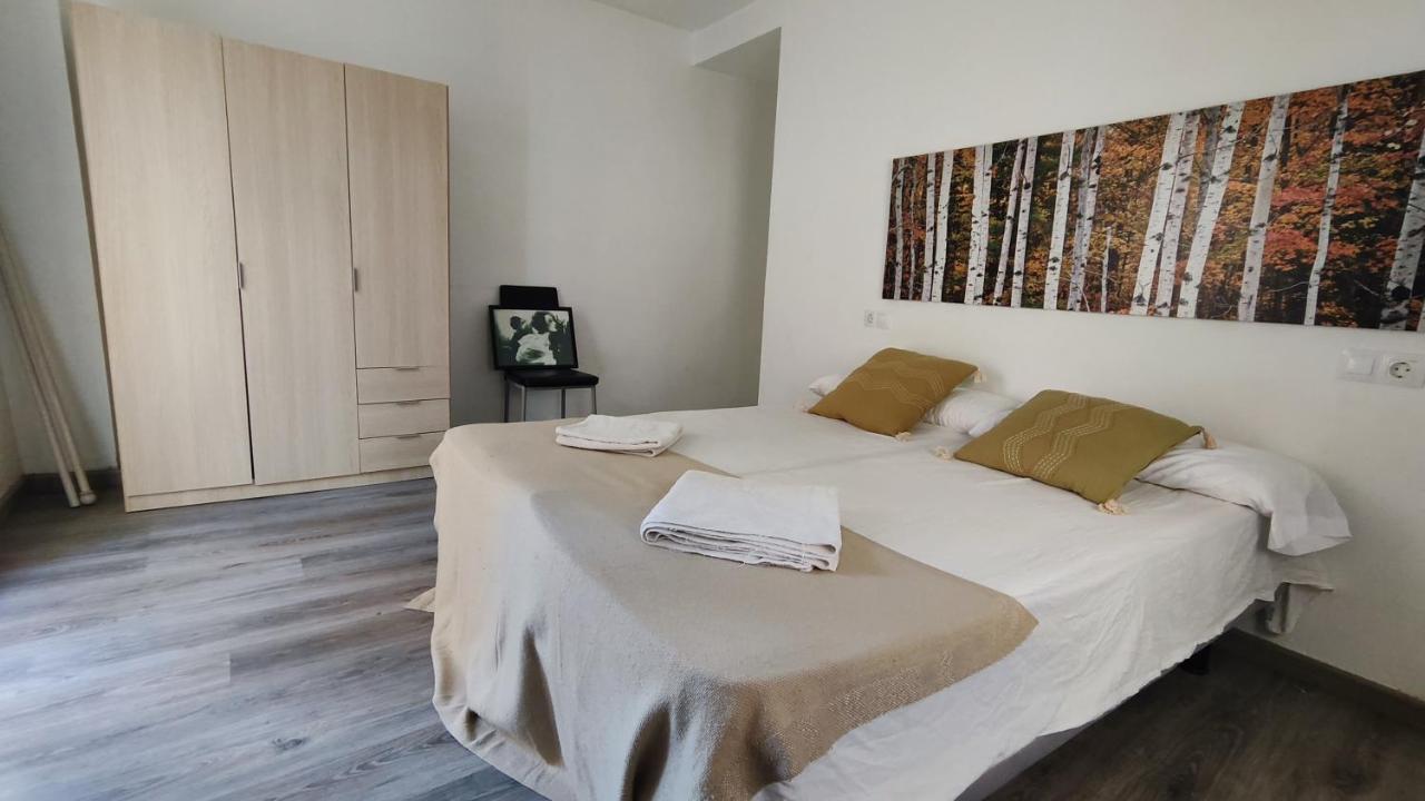 Boutique 2 Apartamento Ave Centro Lleida Esterno foto